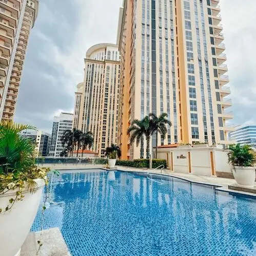 Njoy! Tropical Breeze At Venice Grand Canal Apartment Manila